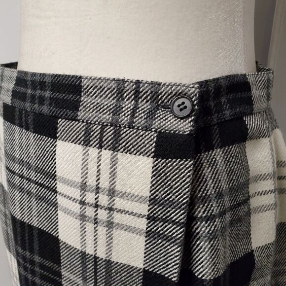 Vintage 90s y2k Evan Picone Wool Blend Black White Tartan Plaid Wrap Skirt Kilt - Picture 6 of 8